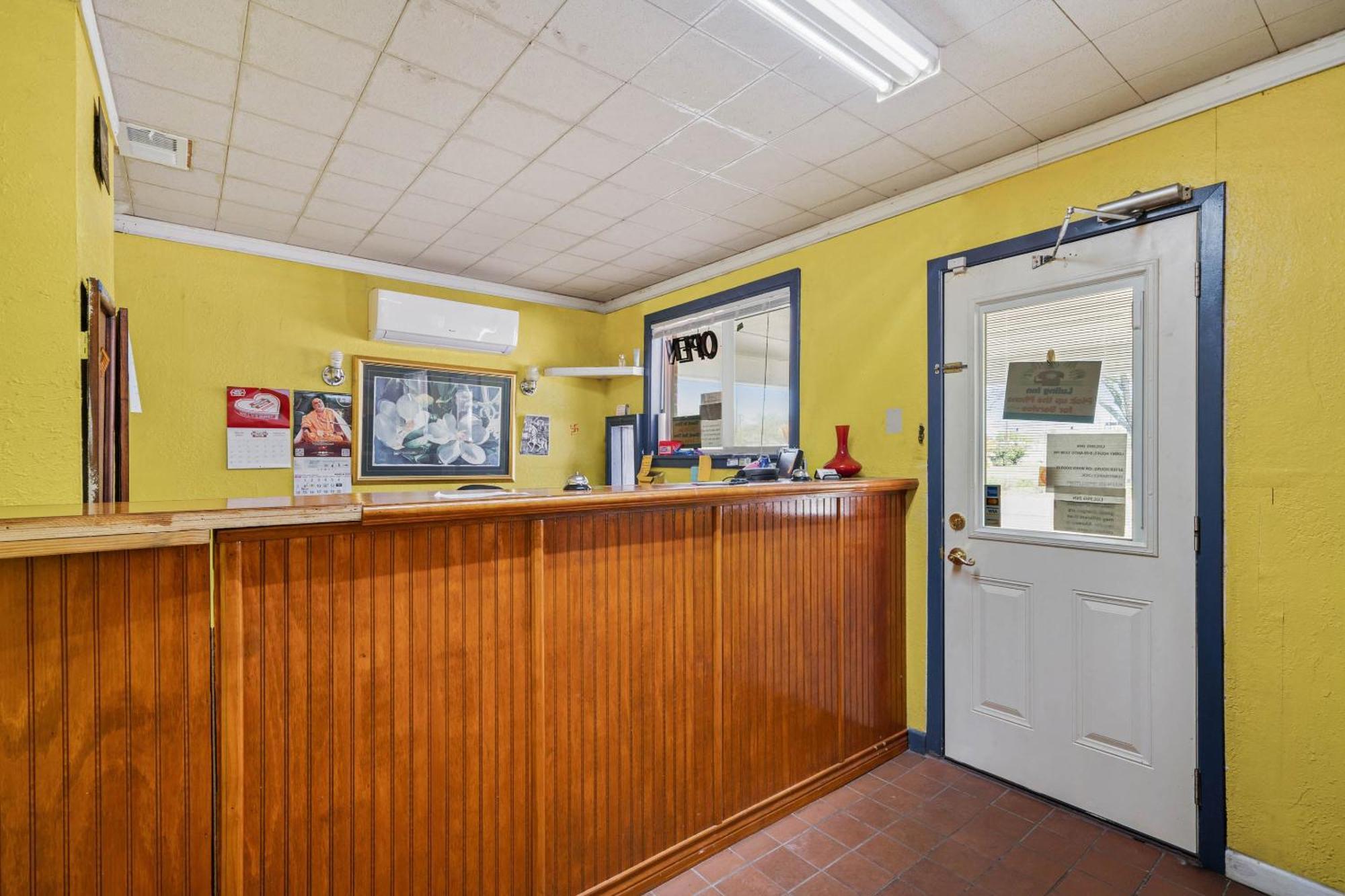 Oyo Hotel Luling Tx Downtown I-10/Us-90 ภายนอก รูปภาพ