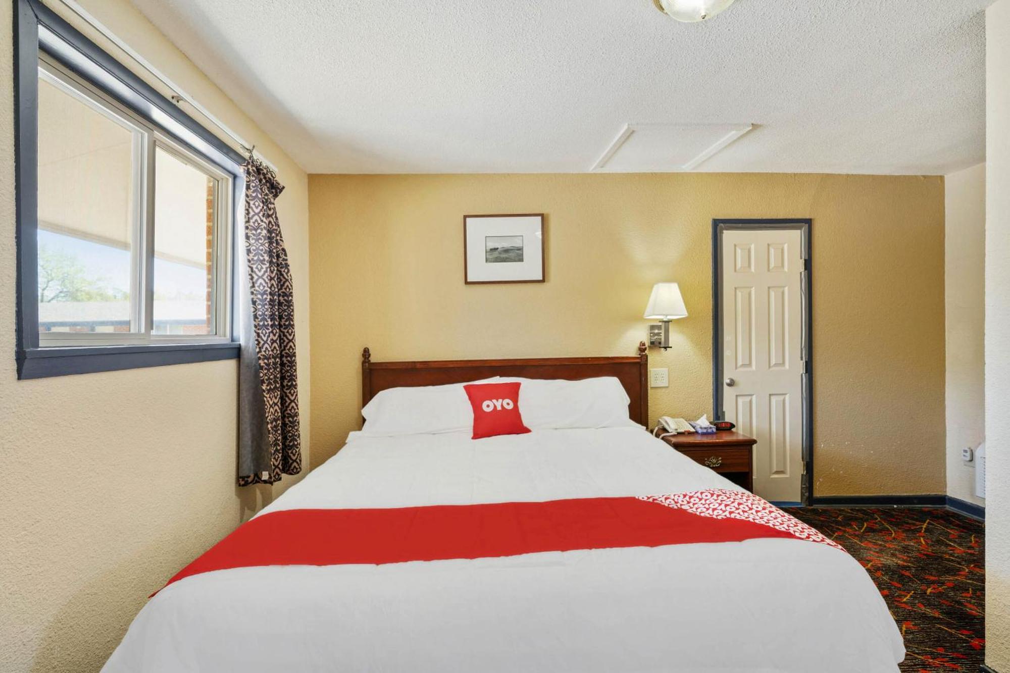 Oyo Hotel Luling Tx Downtown I-10/Us-90 ภายนอก รูปภาพ