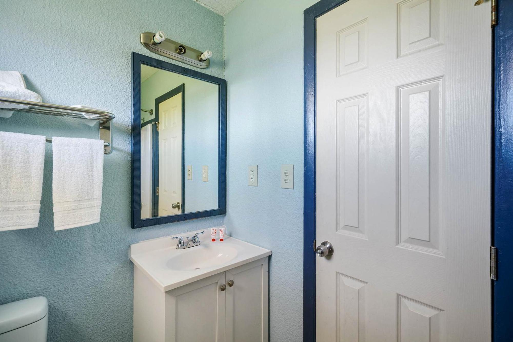 Oyo Hotel Luling Tx Downtown I-10/Us-90 ภายนอก รูปภาพ