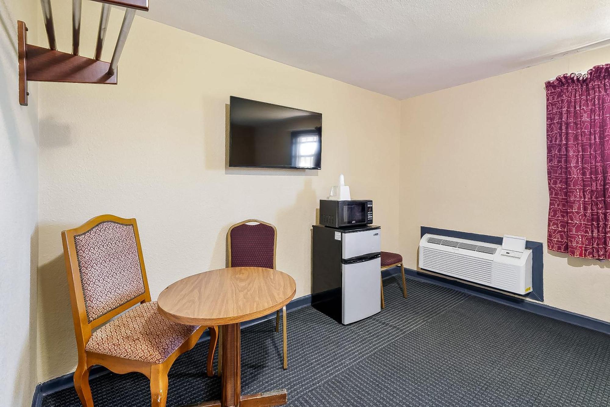 Oyo Hotel Luling Tx Downtown I-10/Us-90 ภายนอก รูปภาพ
